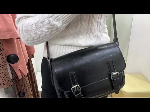 ❤️ 공공 자위 의 젊 bitch feralberry 가 a 도 에 이 피팅 룸 ☑ 홈메이드 포르노 우리